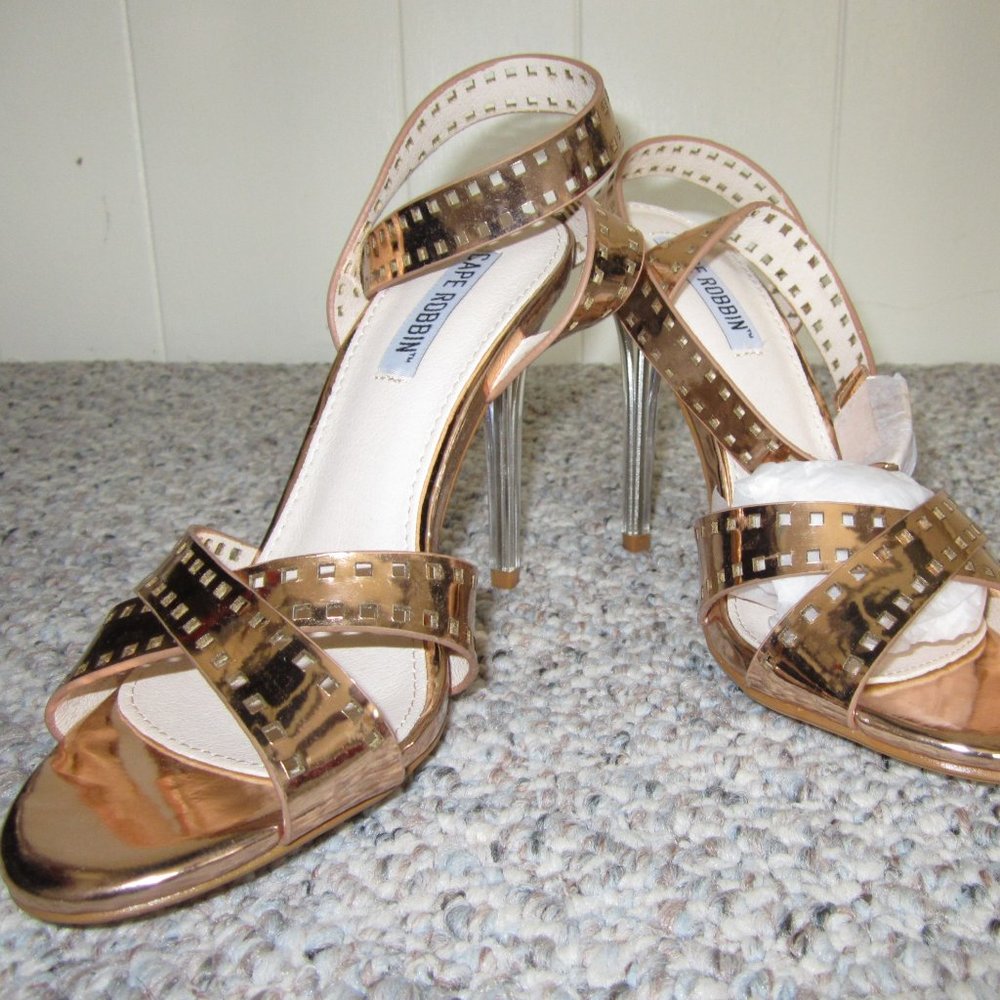 Cape Robbin Glory-1 Rosegold Crossover Sandal